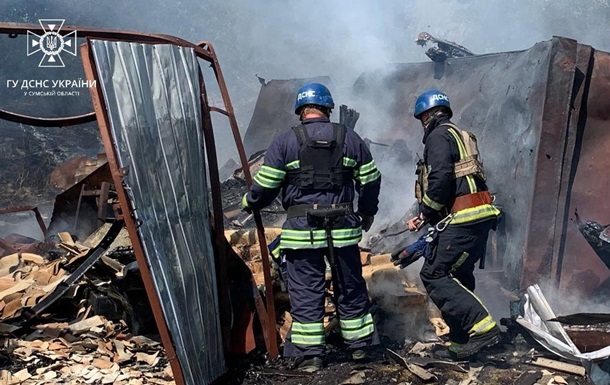 В Сумской области из-за обстрела возник пожар