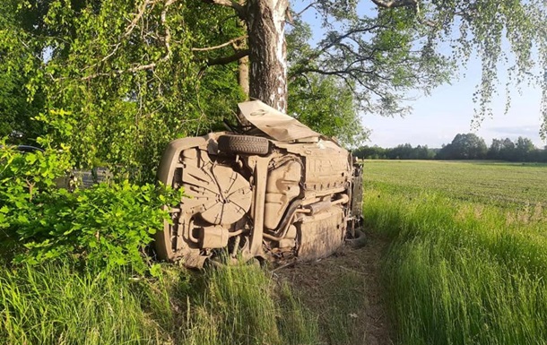 У ДТП на Житомирщині загинув військовий