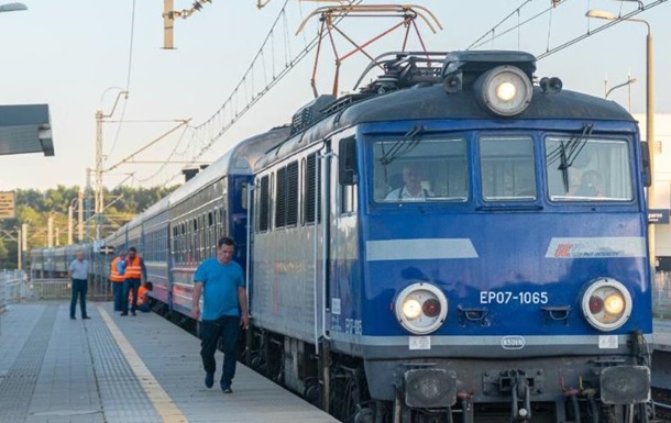 Укрзалізниця призначила додатковий поїзд Одеса-Київ