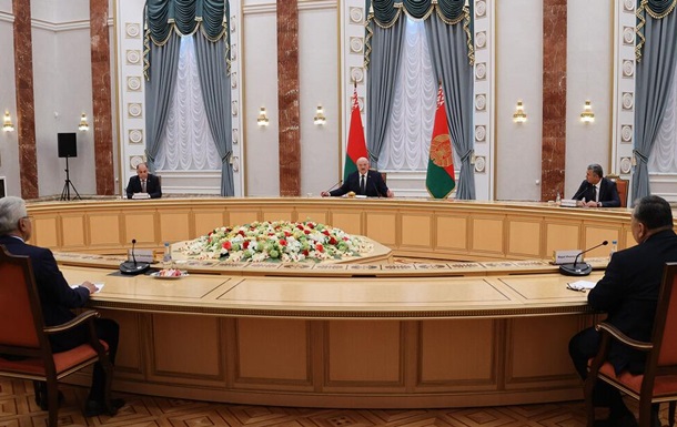 Лукашенко назвал санкции  угрозой глобального масштаба 