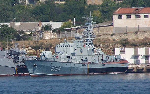 РФ знищує захоплені українські судна - соцмережі
