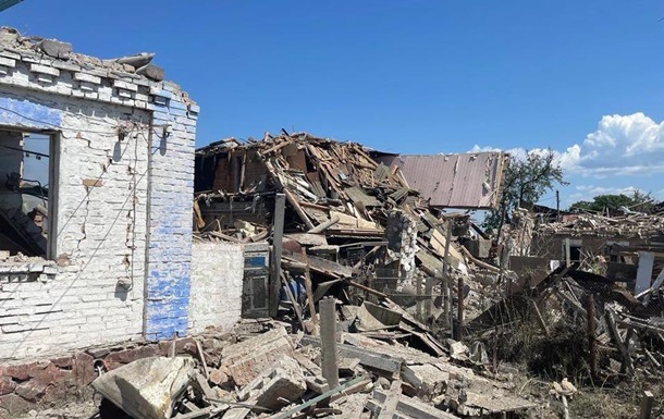 Внаслідок атаки РФ на Київщині поранено цивільних