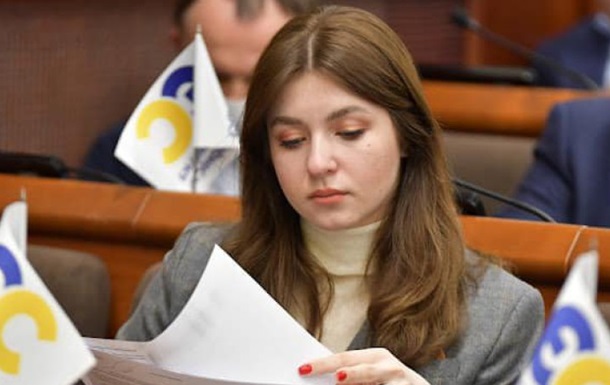 ДТП із депутаткою Київради: Ар єва склала мандат