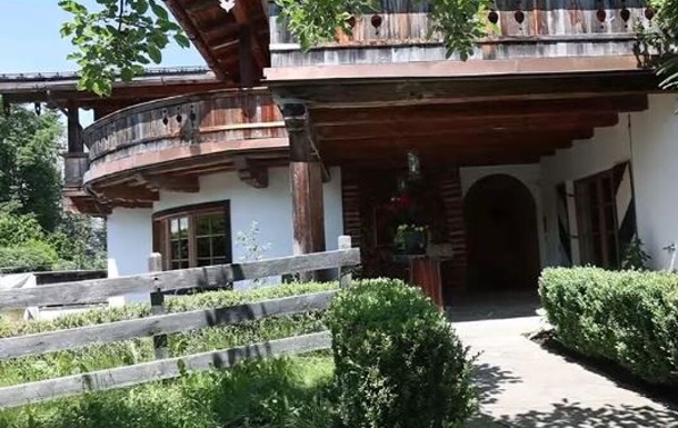Journalists found the villa of Putin’s son in Austria
