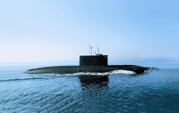 РФ держит в Черном море подводный ракетоноситель с четырьмя Калибрами