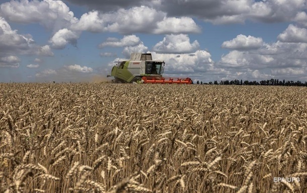 Grain harvesting has begun in Ukraine