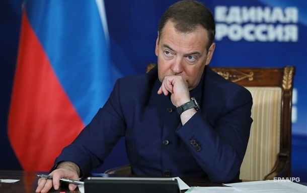 Мятеж в России: Медведев заговорил о  вселенской катастрофе 