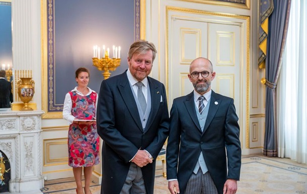Посол України вручив вірчі грамоти королю Нідерландів