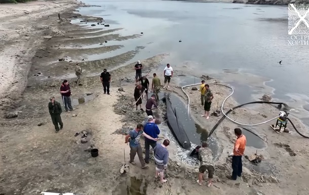 Після підриву Каховської ГЕС на Хортиці виявили унікальний човен