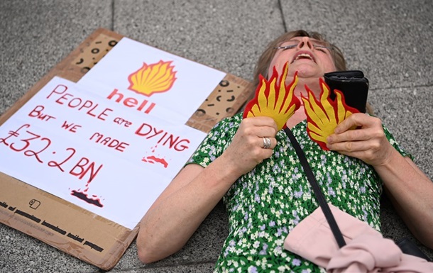 Shell продовжує торгувати російським газом попри обіцянку припинити