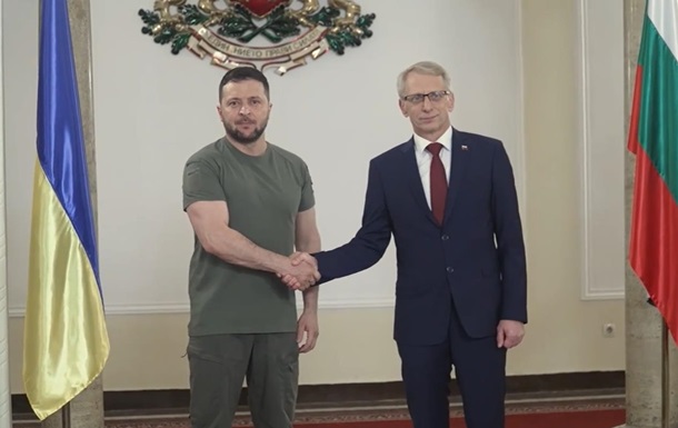 Зеленский встретился с премьером Болгарии