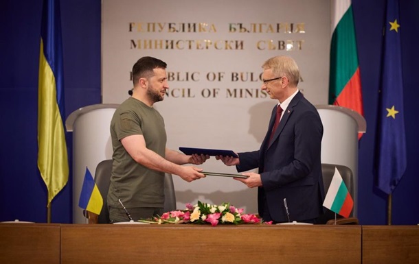 Болгария поддержала членство Украины в НАТО