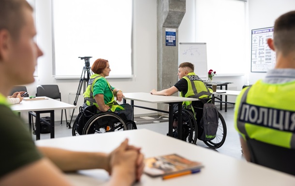 В Україні відкрили перші автошколи для людей з інвалідністю