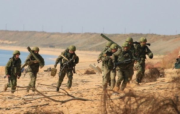 Окупанти готуються до можливих бойових дій на території Криму - Міноборони