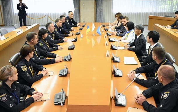 Украинские правоохранители в Японии учатся идентификации тел погибших