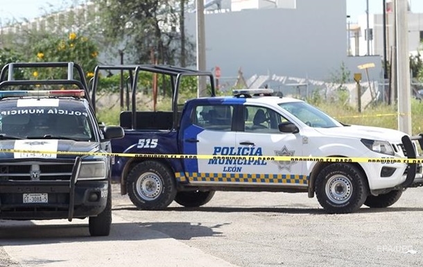 У Мексиці члени банди напали на силовиків