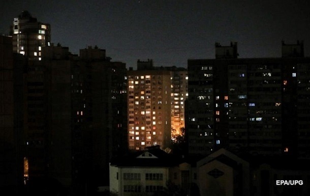На Хмельниччині та на Київщині чули вибухи