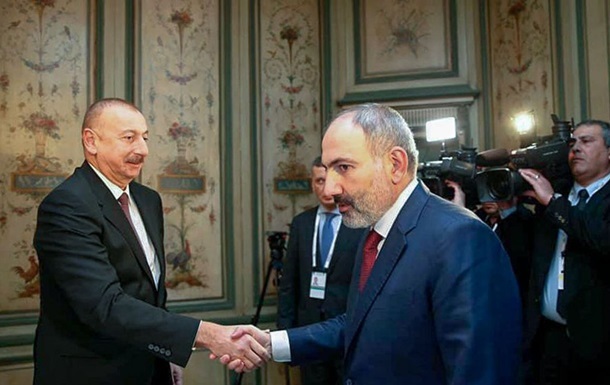 Лідери Азербайджану та Вірменії провели переговори у Брюсселі