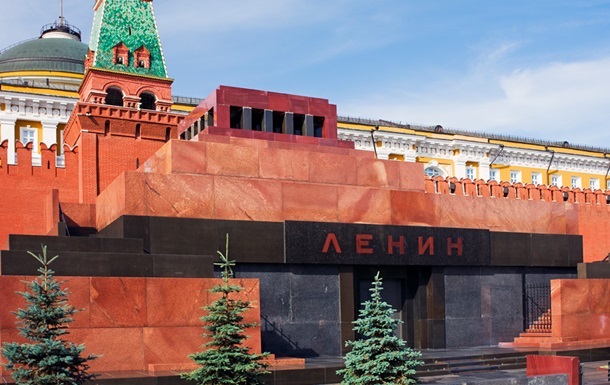 У Москві чоловік кинув коктейль Молотова в мавзолей Леніна - соцмережі