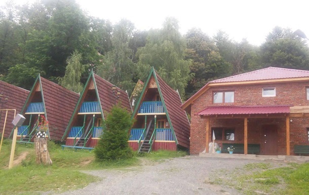 Ремонт табору на Закарпатті: у Шевченківській РДА дали роз яснення