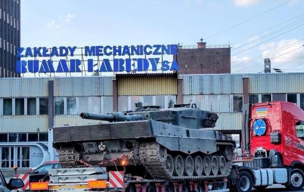 У Польщі все ж таки відкрили центру з ремонту танків 