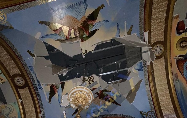 З’явилися кадри руйнувань собору в Одесі
