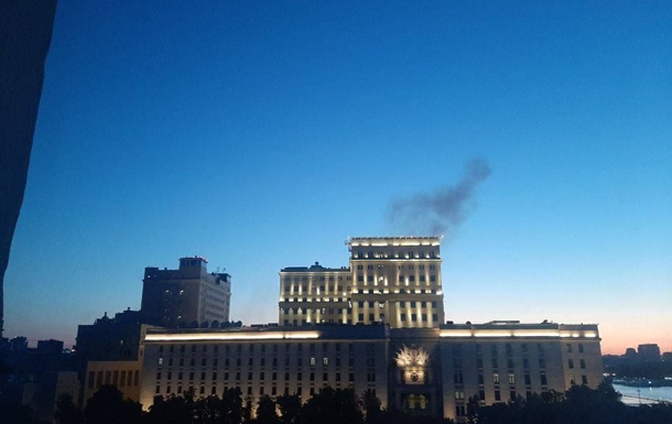 Минобороны в Москве атаковали дроны - СМИ