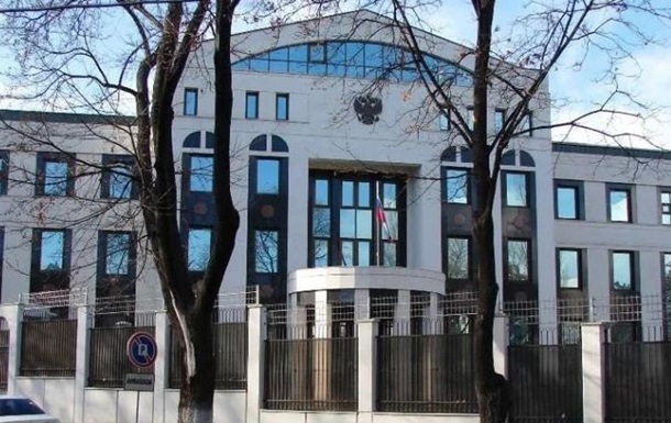 Шпигунський скандал: Молдова висилає дипломатів РФ