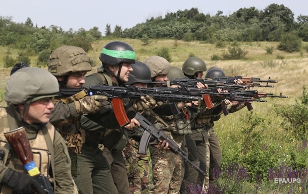 Медленно. Запад критикует контрнаступление Украины