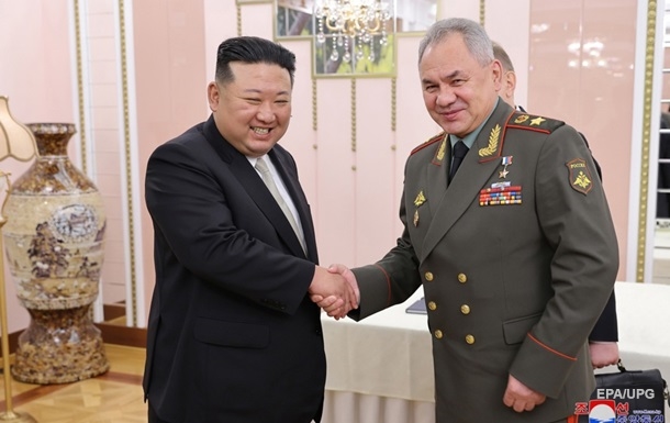 Лидер Северной Кореи встретился с Шойгу