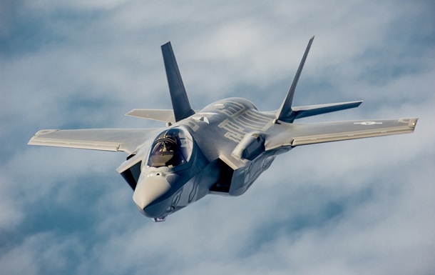 США і Південна Корея провели спільні повітряні навчання з F-35A та F-16