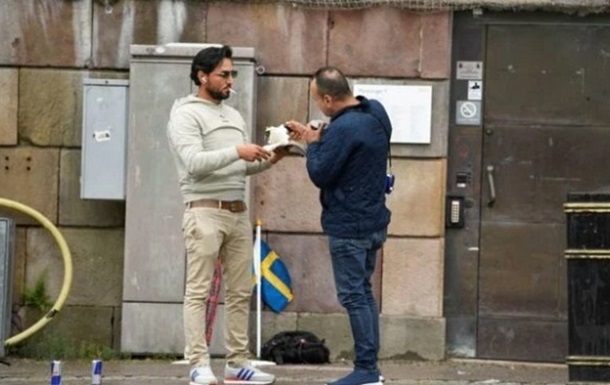 У Швеції провели нову акцію спалення Корану