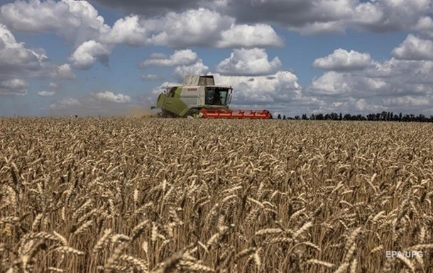 Аграрії України зібрали понад 16,5 млн тонн зерна
