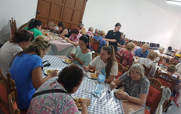  Для багатьох біженців наш обід - головна їжа дня, а для деяких – взагалі єдина 