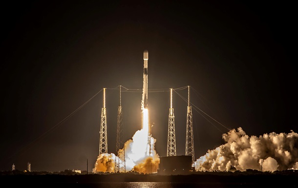 SpaceX вивела на орбіту партію супутників Starlink