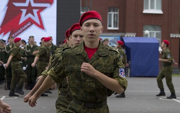 Окупанти вивозять українських підлітків до військових таборів у Росії - ЦНС