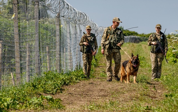 Вблизи Словакии задержали 10 нарушителей границы