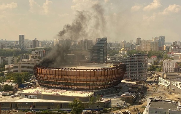 The ice arena in Yekaterinburg caught fire