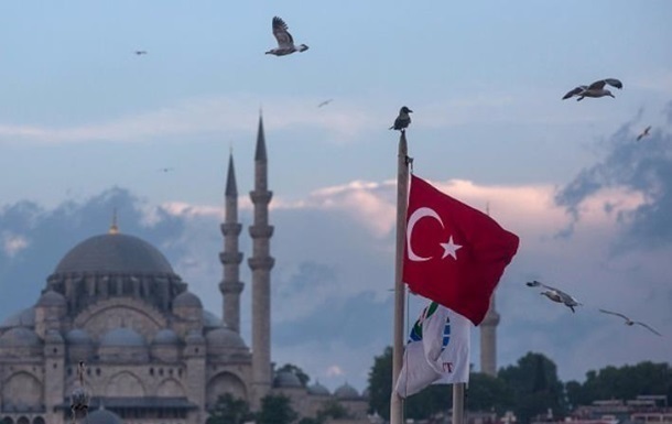 США предупреждают Турцию о возможных санкциях за помощь РФ - СМИ