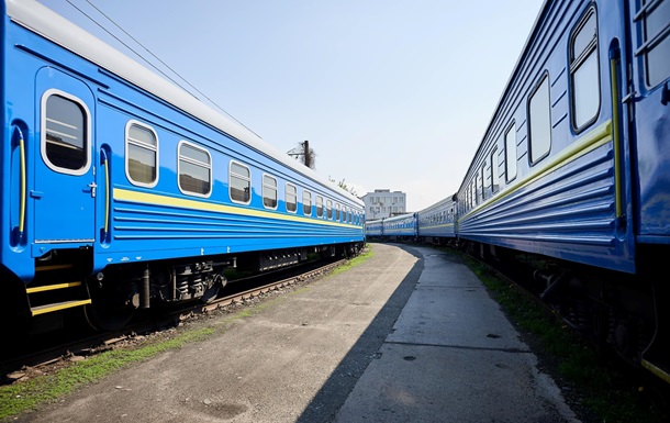 Угорщина знову скасувала низку поїздів в Україну
