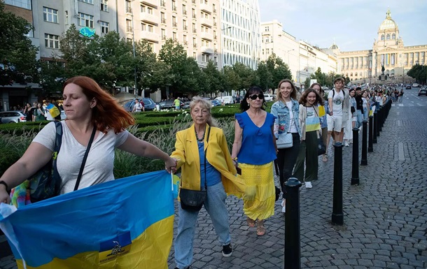 90% українців уважають неприйнятним відмову від територій - опитування