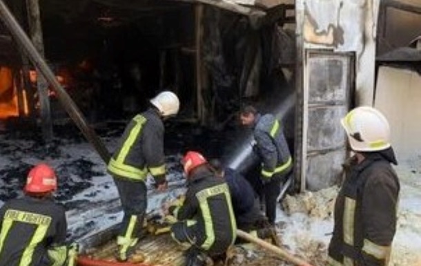 У Ірані через пожежу на заводі постраждали понад 20 людей
