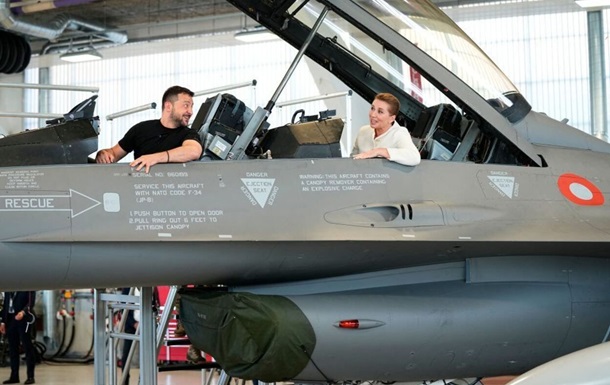 Зеленський розповів про етапи отримання літаків F-16