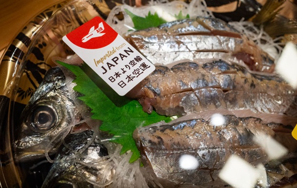 Японія закликала Китай скасувати заборону на імпорт морепродуктів