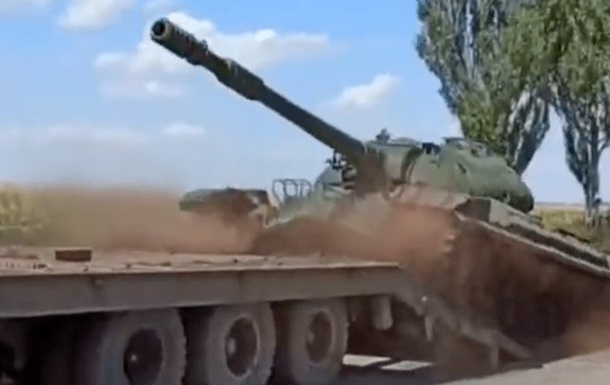 Россия отправляет на фронт советские танки Т-10 - журналист