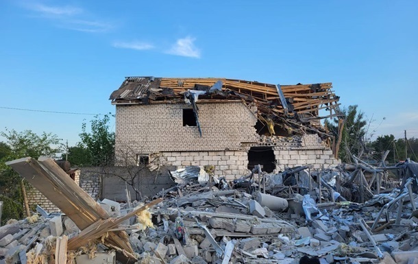 Росіяни обстріляли чотири райони Харківщини, є загиблий і поранена