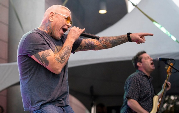 Smash Mouth lead singer Stephen Garvell has died