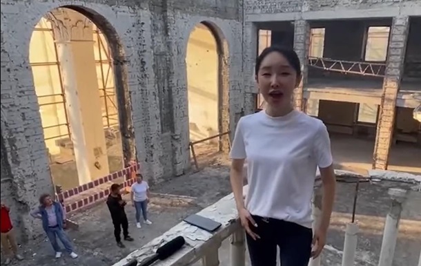 МЗС відреагувало на візит  оперної співачки  з Китаю в Маріуполь