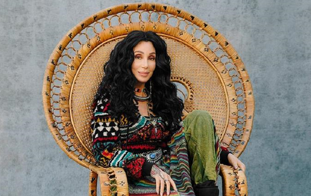 Singer Cher will release her first Christmas album