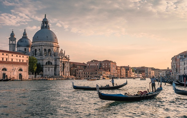 Венеция со следующего года введет плату за въезд